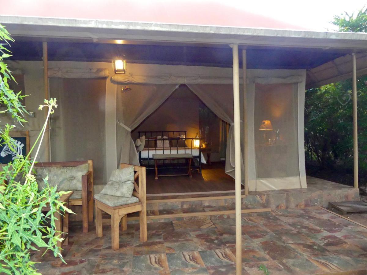 Ikweta Safari Camp Hotel Maua Luaran gambar