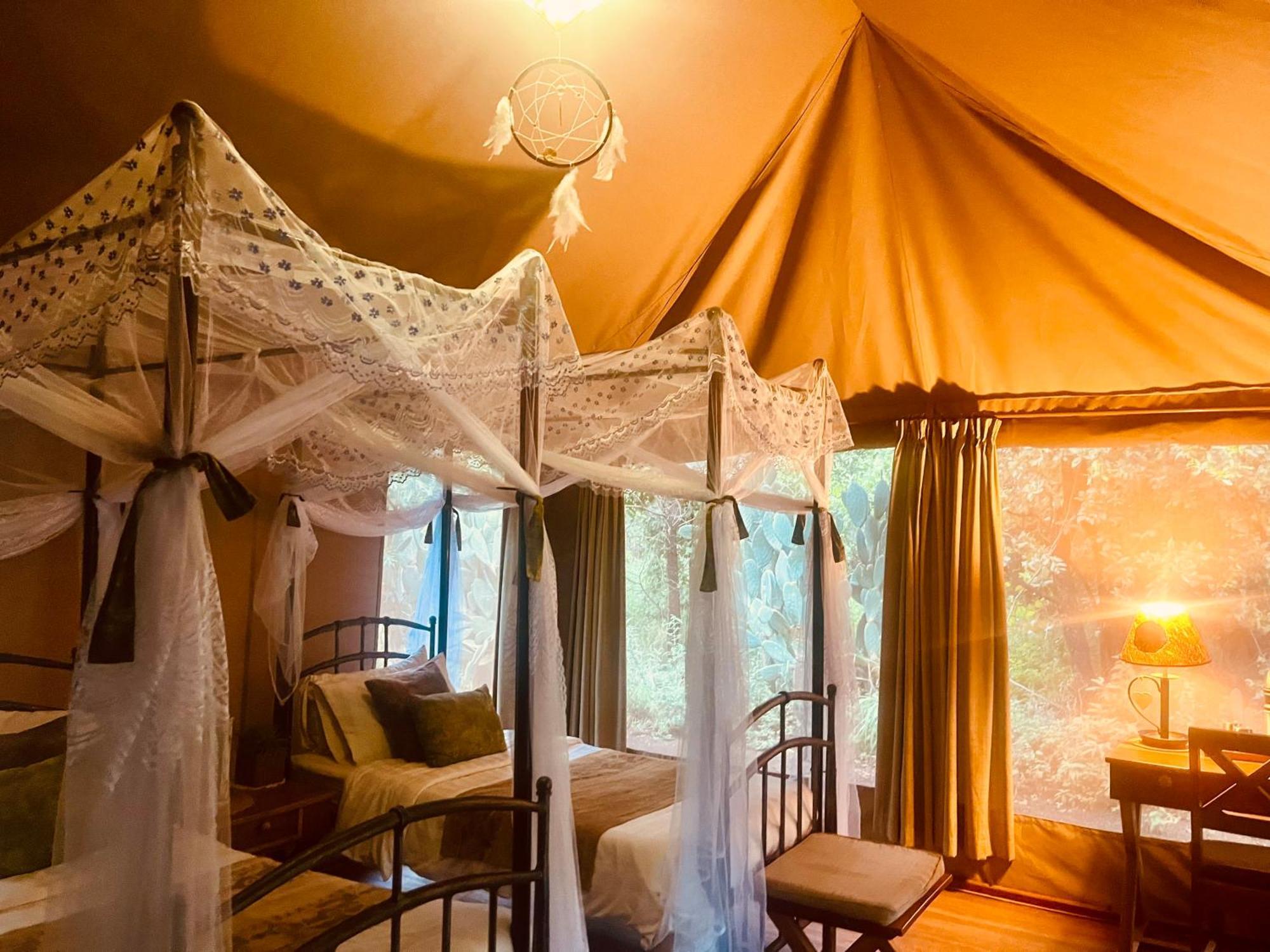 Ikweta Safari Camp Hotel Maua Luaran gambar