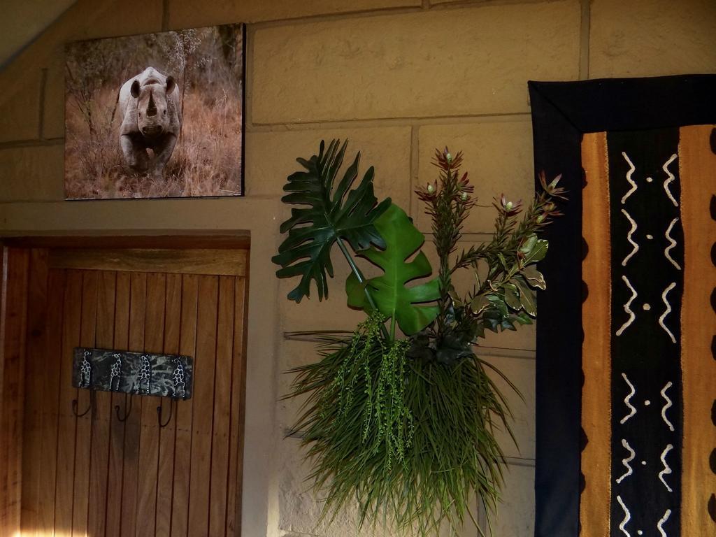 Ikweta Safari Camp Hotel Maua Luaran gambar