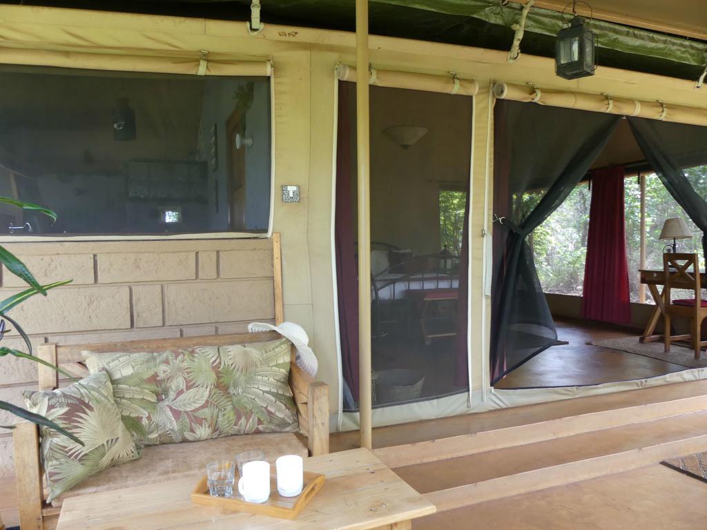 Ikweta Safari Camp Hotel Maua Luaran gambar