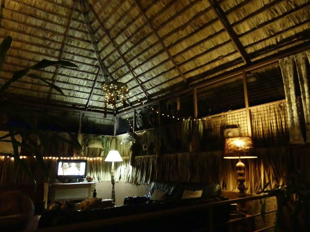 Ikweta Safari Camp Hotel Maua Luaran gambar